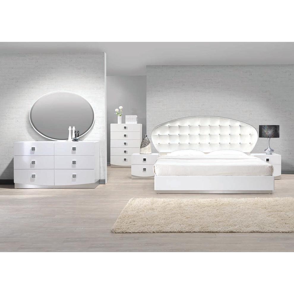Best Master France Faux Leather Eastern King Platform Bed in White High Gloss. Picture 3