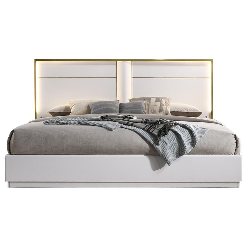 Best Master Havana Poplar Wood Queen Platform Bed in White with Gold Trim. Picture 1