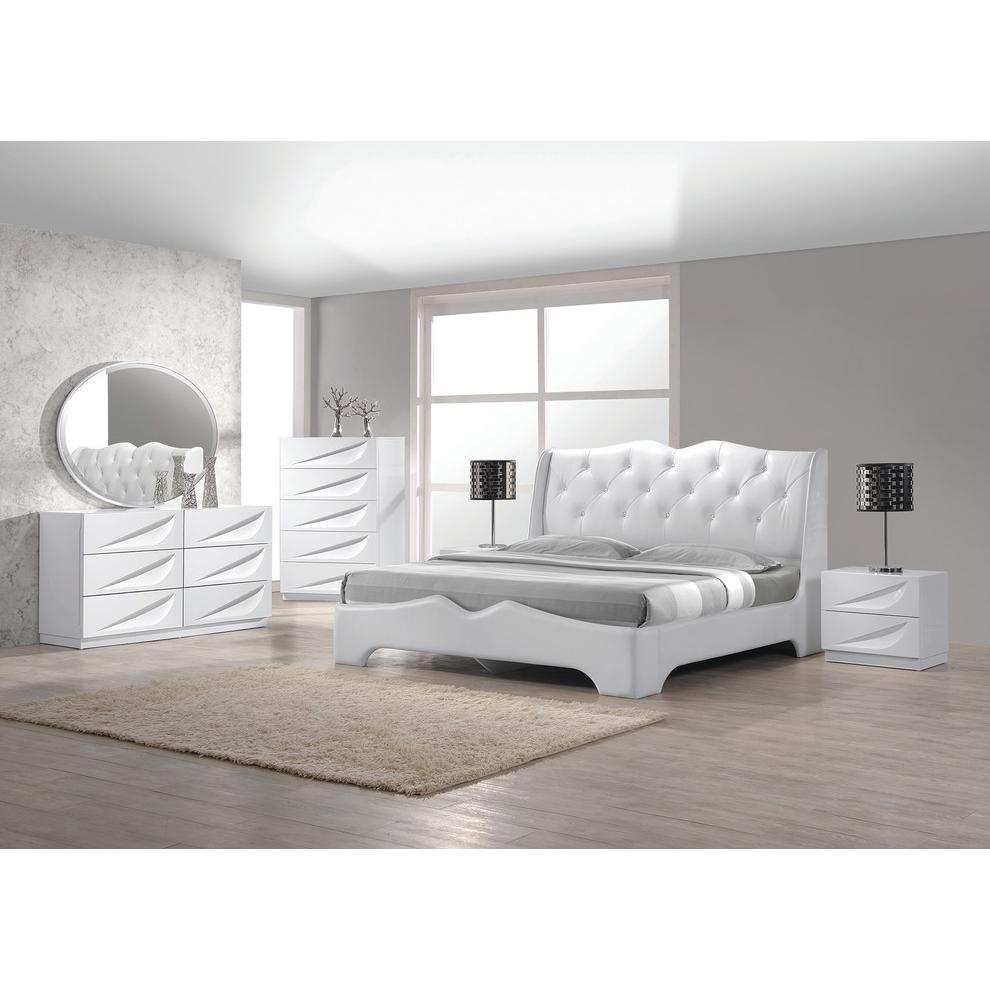 Best Master Madrid Leather- Like Fabric Cal King Platform Bed in Off White. Picture 2
