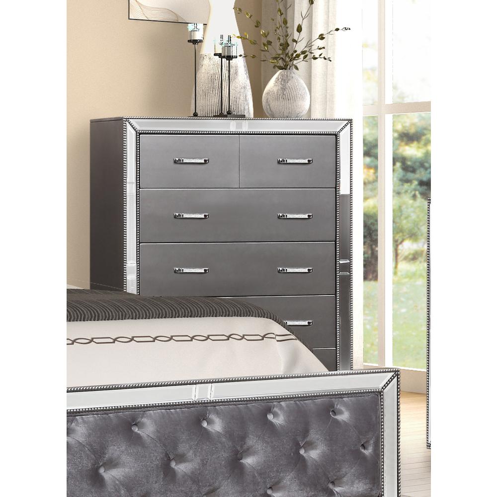 Best Master Furniture Beronica 38" 5 Drawer Transitional Wood Chest in Silver. Picture 1