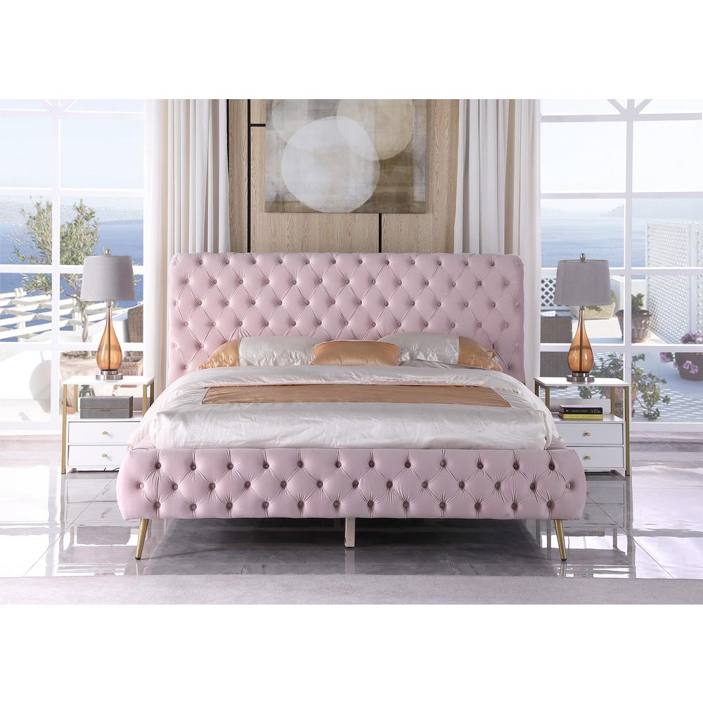 Demeter Velvet Platform Cali King Bed in Pink. Picture 2