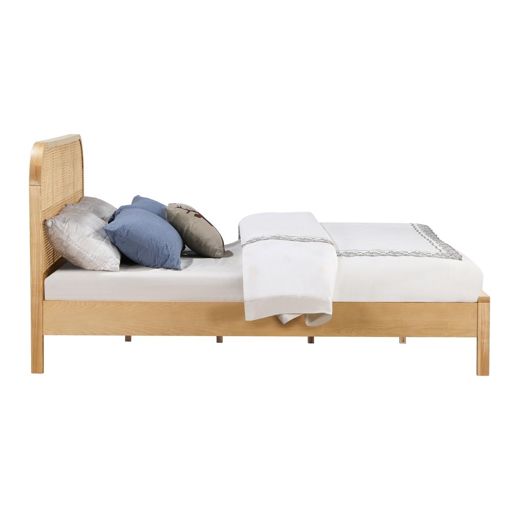 Baee Rattan Natural California King Bed. Picture 6