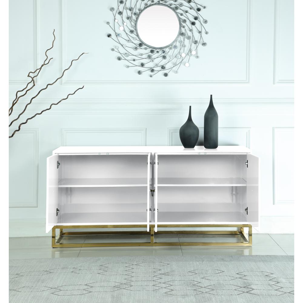Best Master Furniture Senior 64" Transitional Wood Sideboard in White/Gold. Picture 2