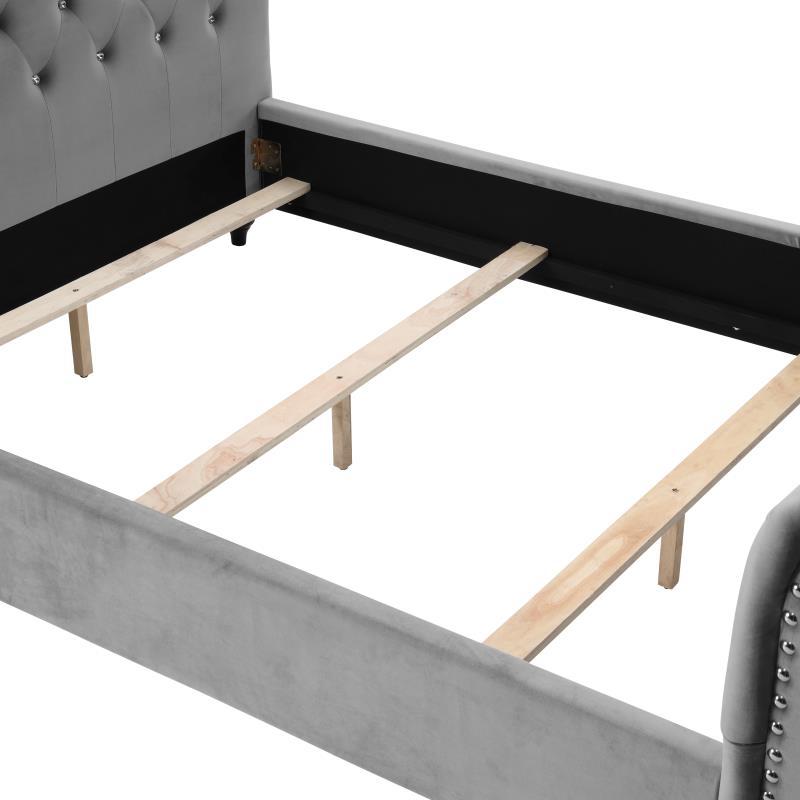 Best Master Furniture Jennifer Tufted California King Platform Bed in Gray. Picture 2