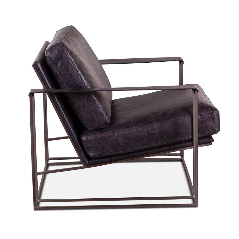 Portlando Black Leather Armchair. Picture 1