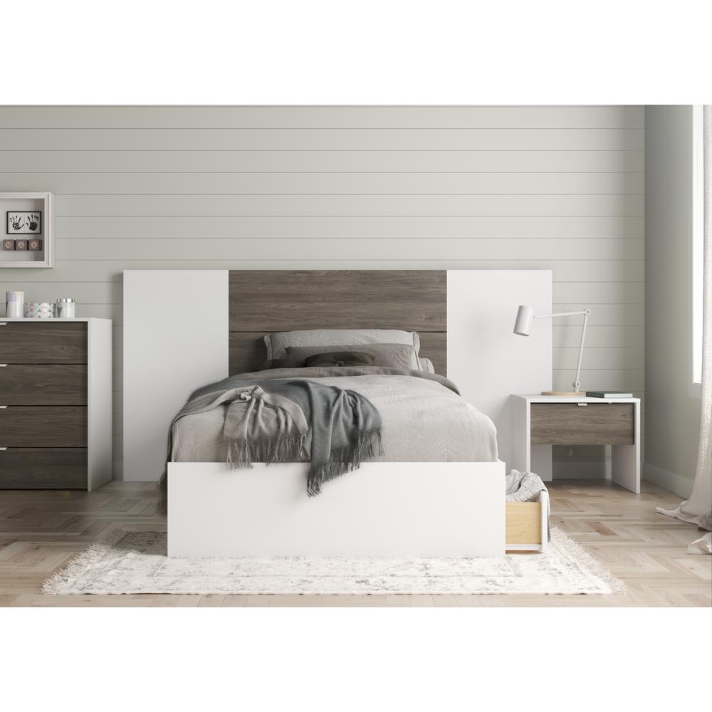 4-Piece Bedroom Set With Bed Frame, Headboard, Extension Panels. Picture 1