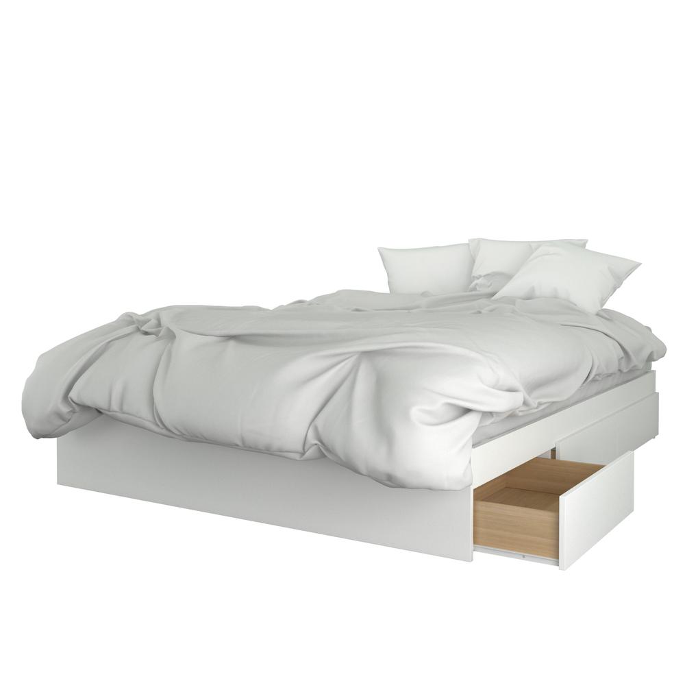 Modus 4 Piece Queen Size Bedroom Set, Walnut & White. Picture 1