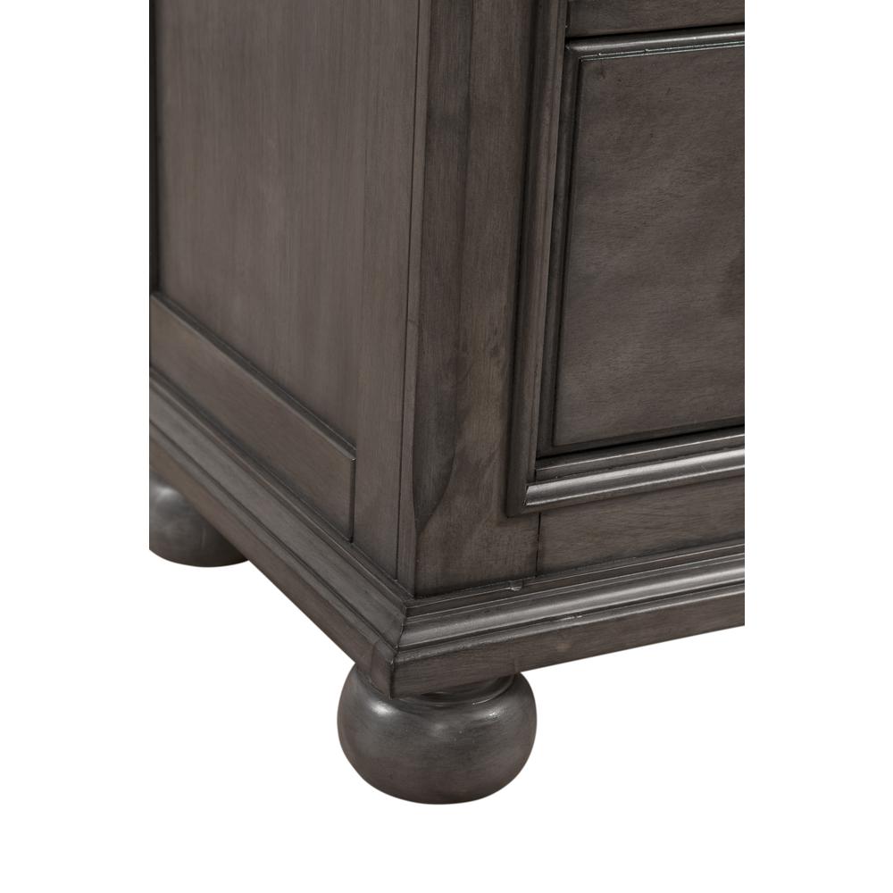 Hyde Park 2-drawer Nightstand. Picture 4