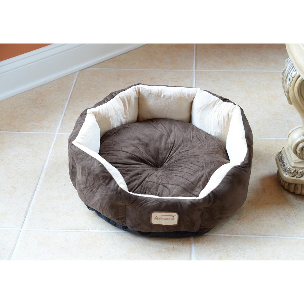 Armarkat Model C01HKF/MH Pet Bed with polyfill in Beige & Mocha for Cats and Extra Small Dogs. Picture 4