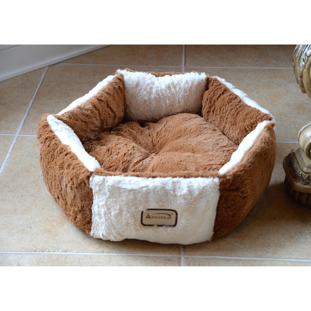 Armarkat Pet Bed Model C02NZS/MB        Earth Brown and Ivory. Picture 5