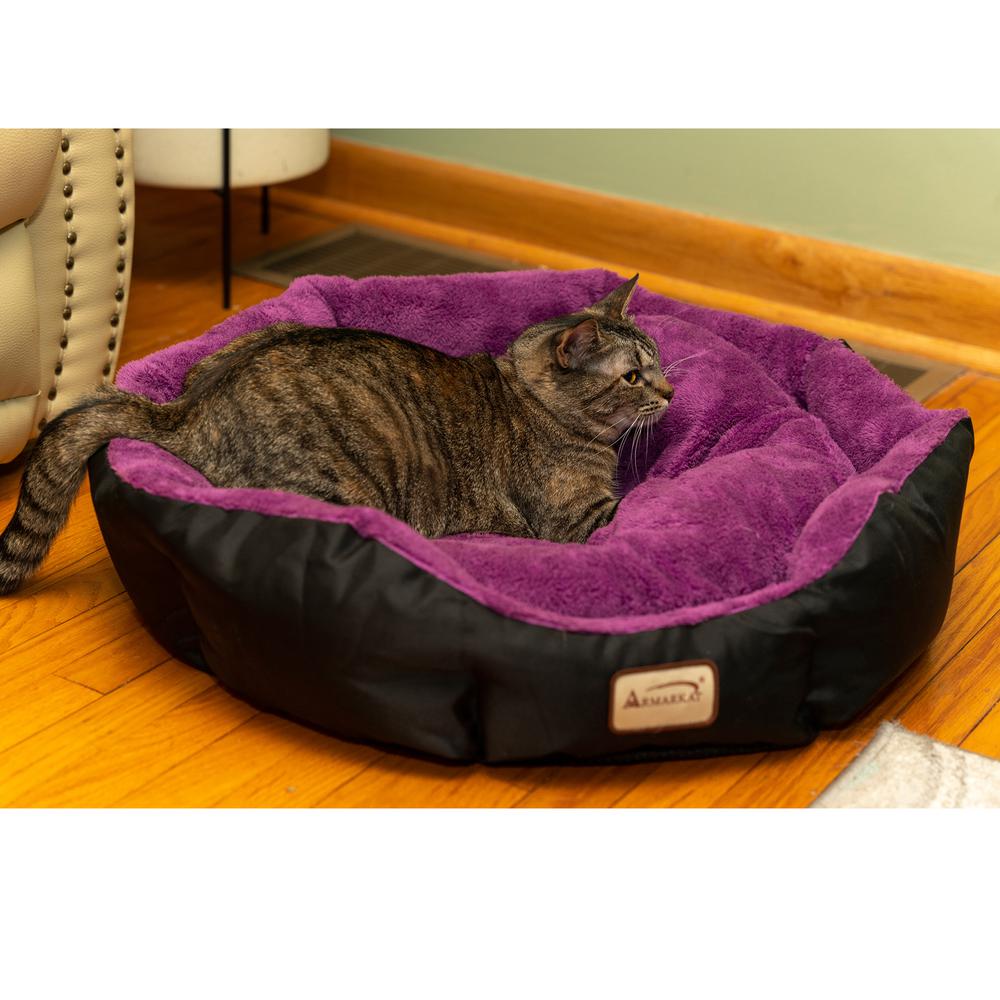 Armarkat Large, Soft Cat Bed in Purple and Black - C101NH/ZH. Picture 4