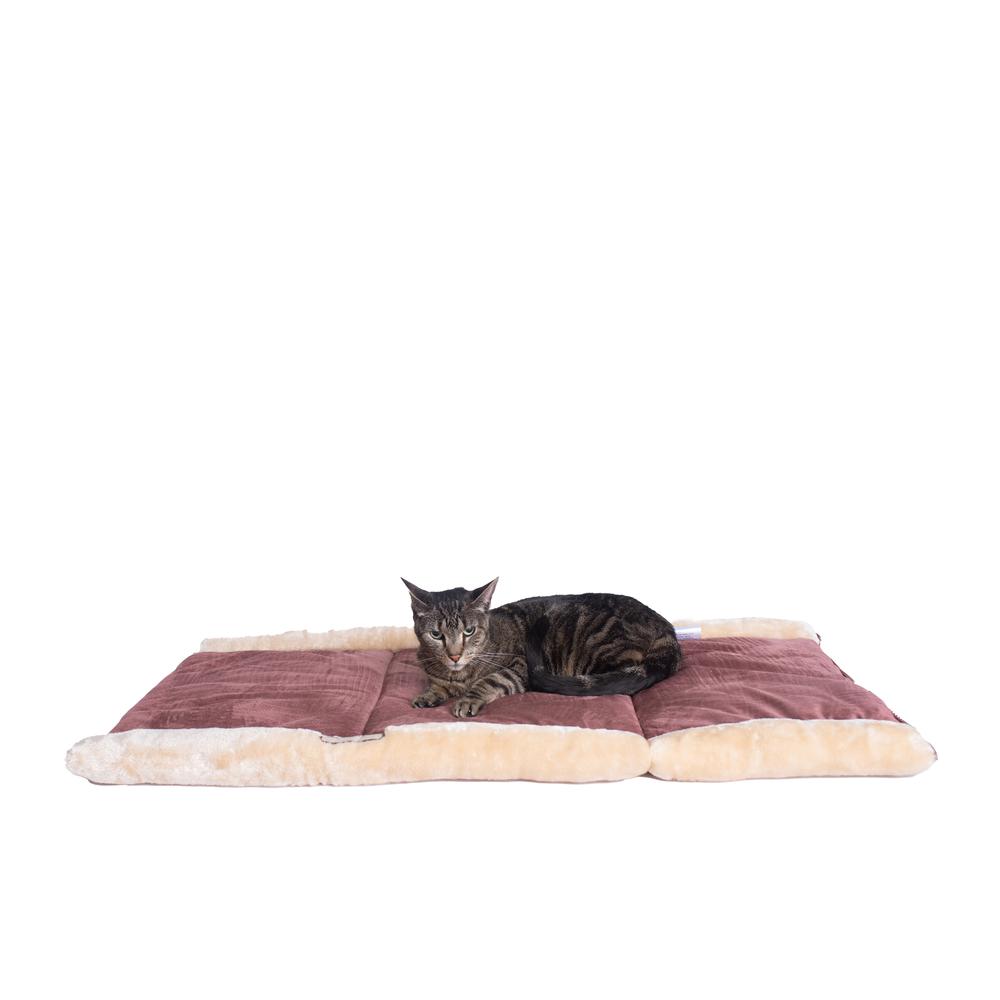 Armarkat Cat Bed/Pad Model C16HTH/MH            Indian Red & Beige. Picture 11