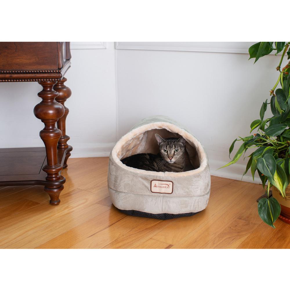 Armarkat Cat Bed Model C18HHL/MH                                         Sage Green. Picture 3