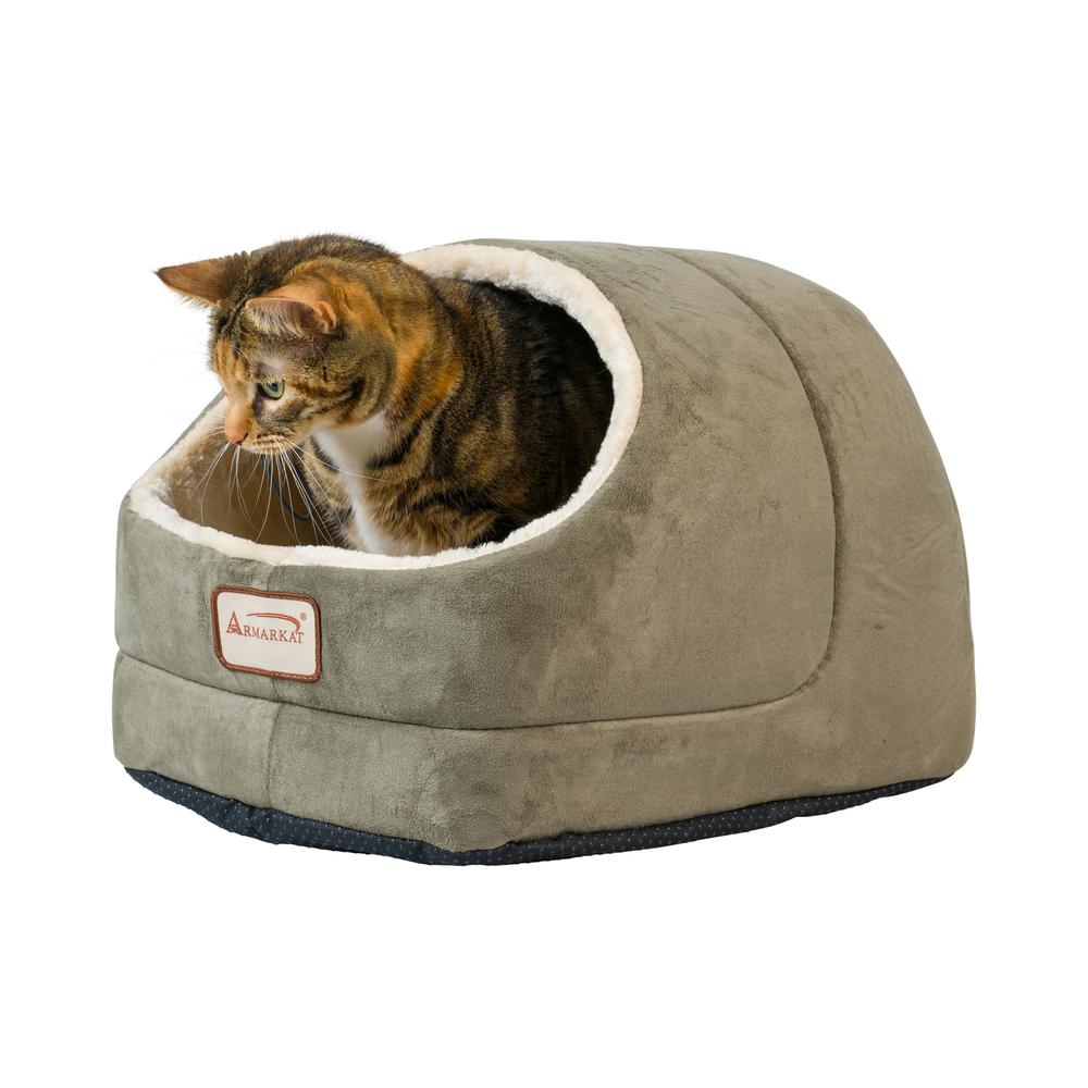Armarkat Cat Bed Model C18HML/MH        Laurel Green. Picture 1