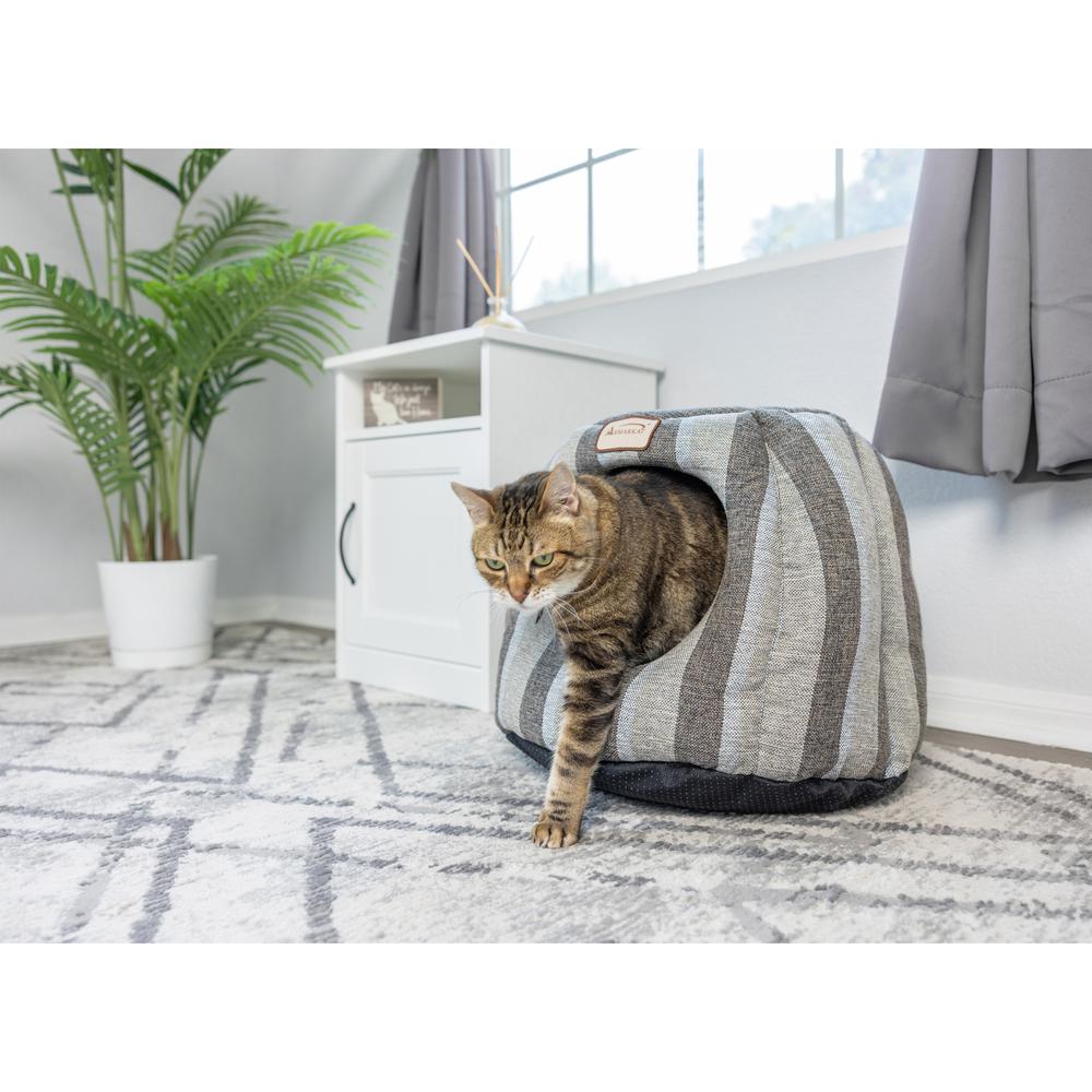 Armarkat Cat Bed Model C30CG,                 Gray and Silver. Picture 8