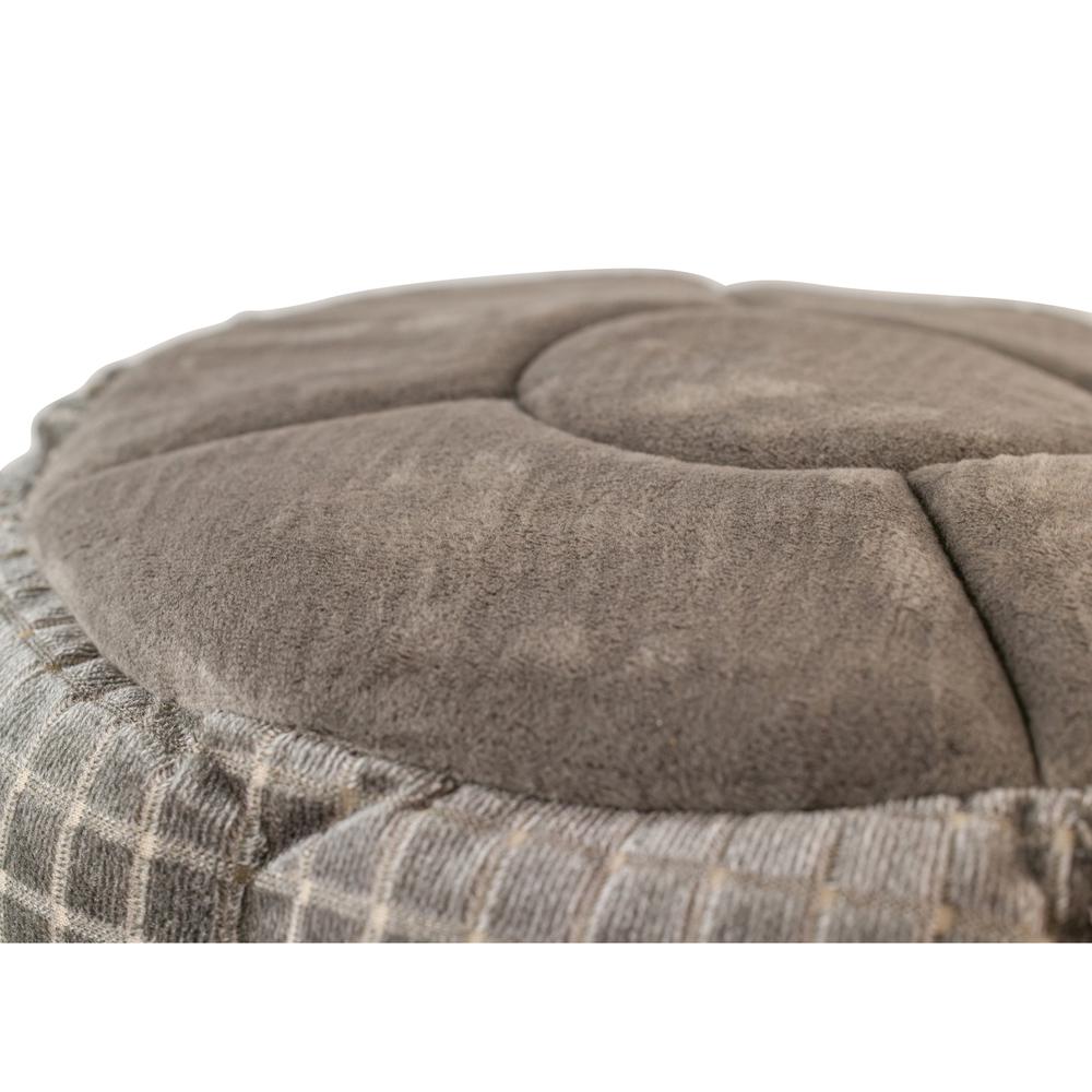 Armarkat Cat Bed Model C30CG,                 Gray and Silver. Picture 27