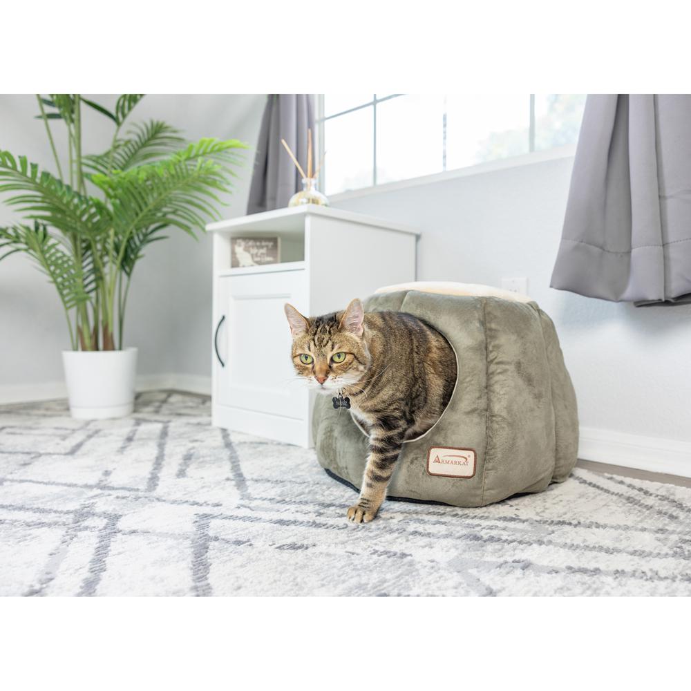 Armarkat Cat Bed Model C30CG,                 Gray and Silver. Picture 33