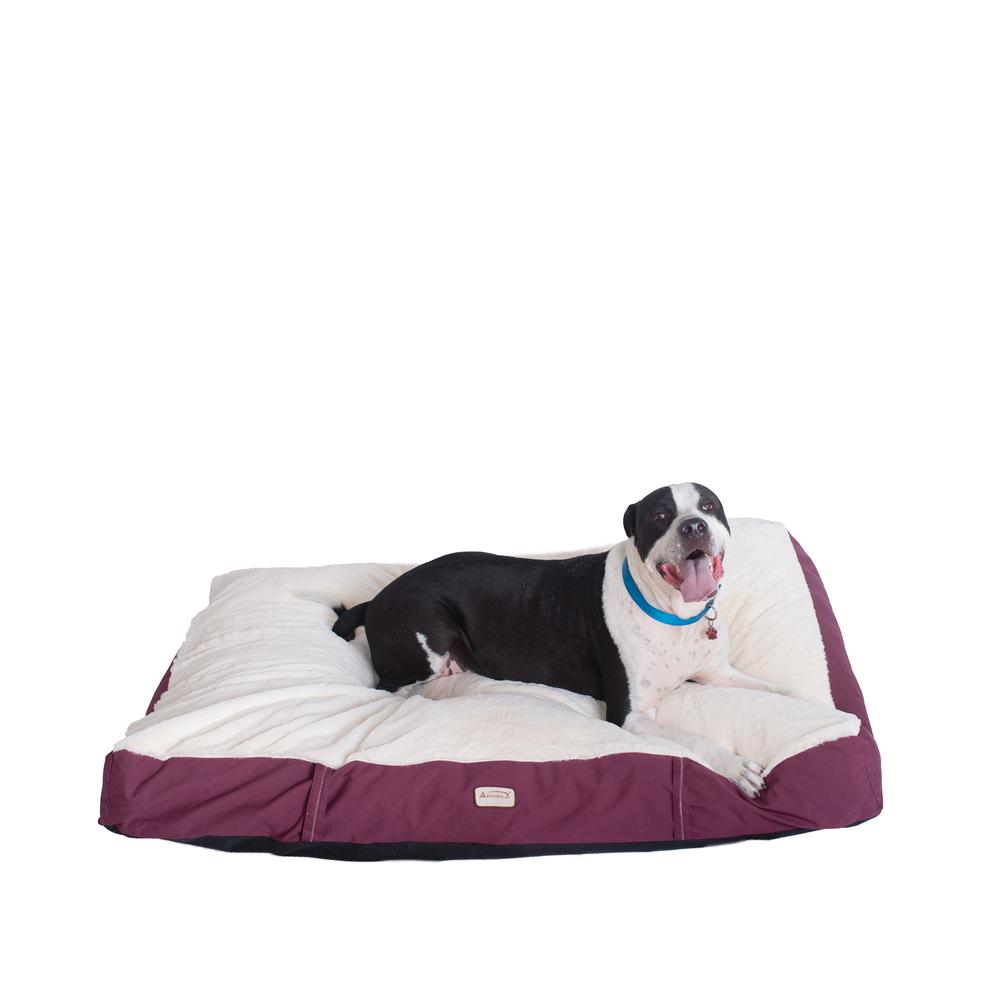 Armarkat Model M02HJH/MB-X Extra Large Pet Bed Mat with Poly Fill Cushion in Burgundy & Ivory. Picture 13