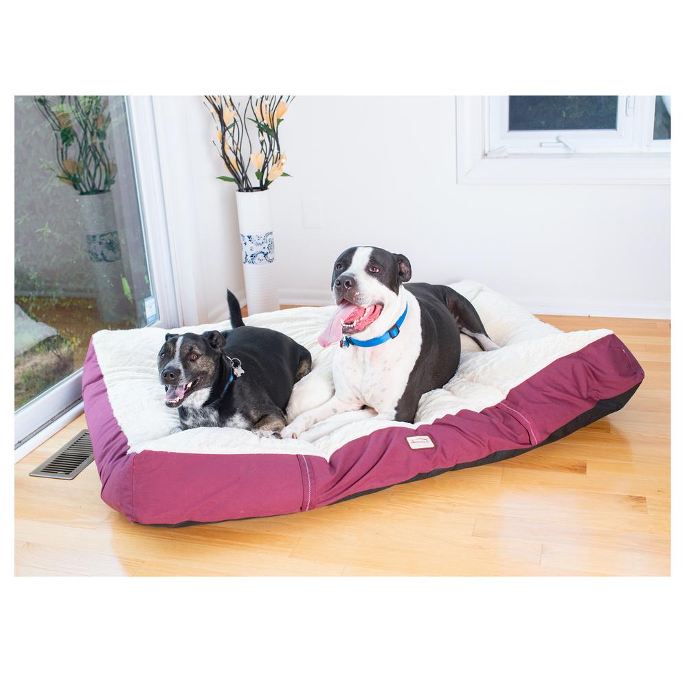 Armarkat Model M02HJH/MB-X Extra Large Pet Bed Mat with Poly Fill Cushion in Burgundy & Ivory. Picture 23