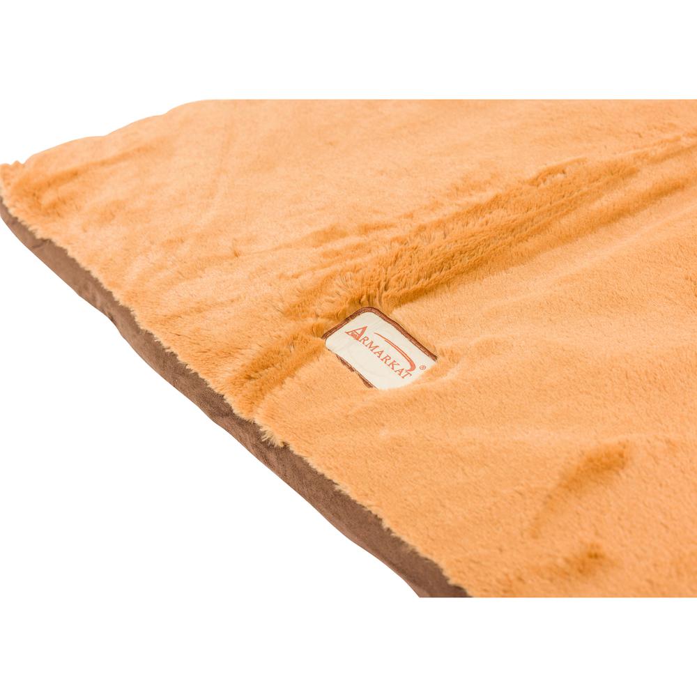Armarkat Model M05HKF/ZS-L Large Pet Bed Mat with Poly Fill Cushion in Earth Brown & Mocha. Picture 8