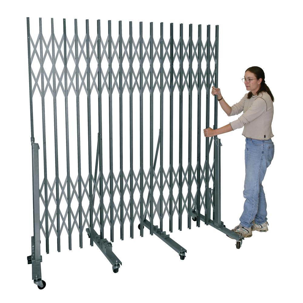 Superior Portable Gate For corridor widths 6'-0" - 9'-0" 736 Sport Silver. Picture 1