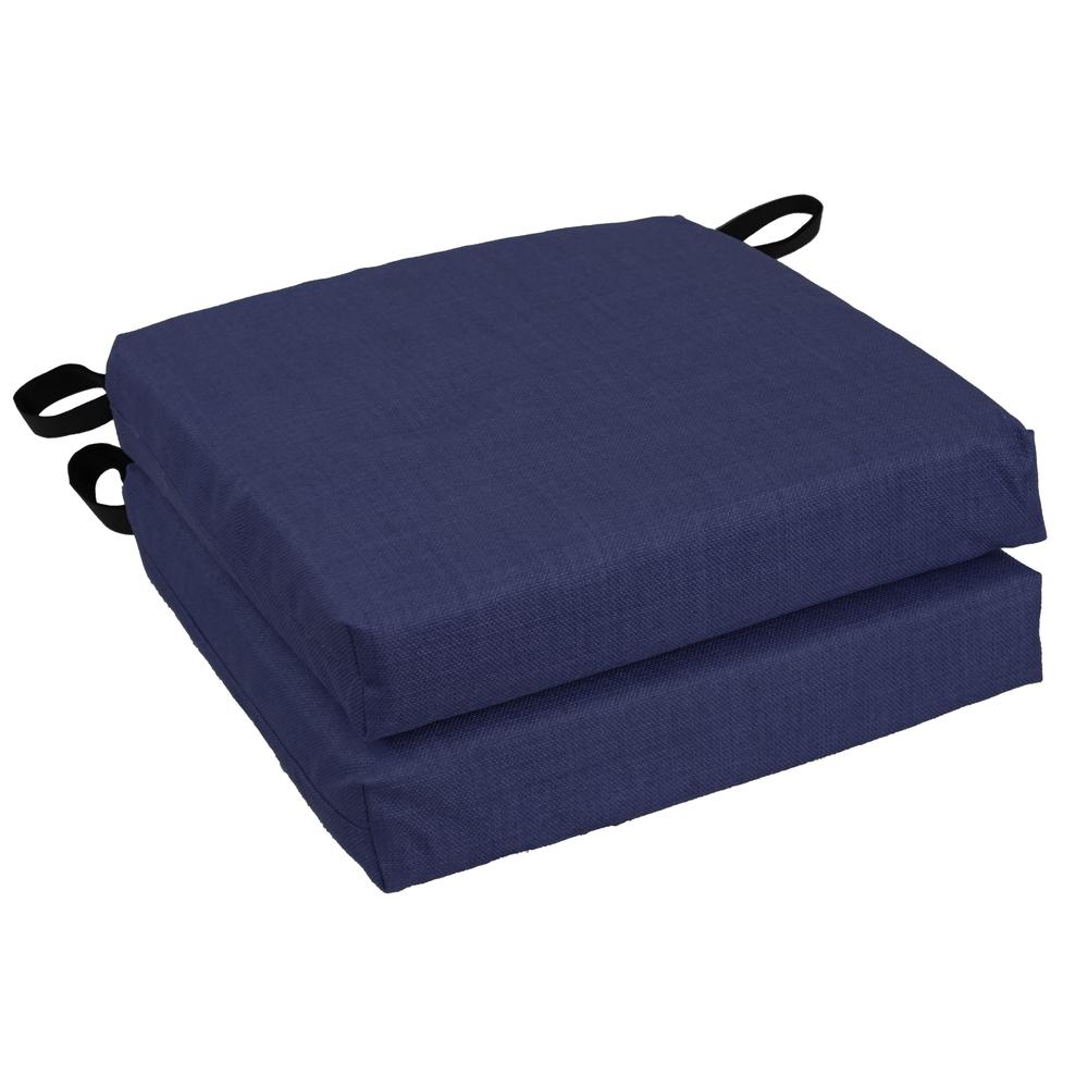 Blazing Needles 16-inch Outdoor Cushion, Azul. Picture 1