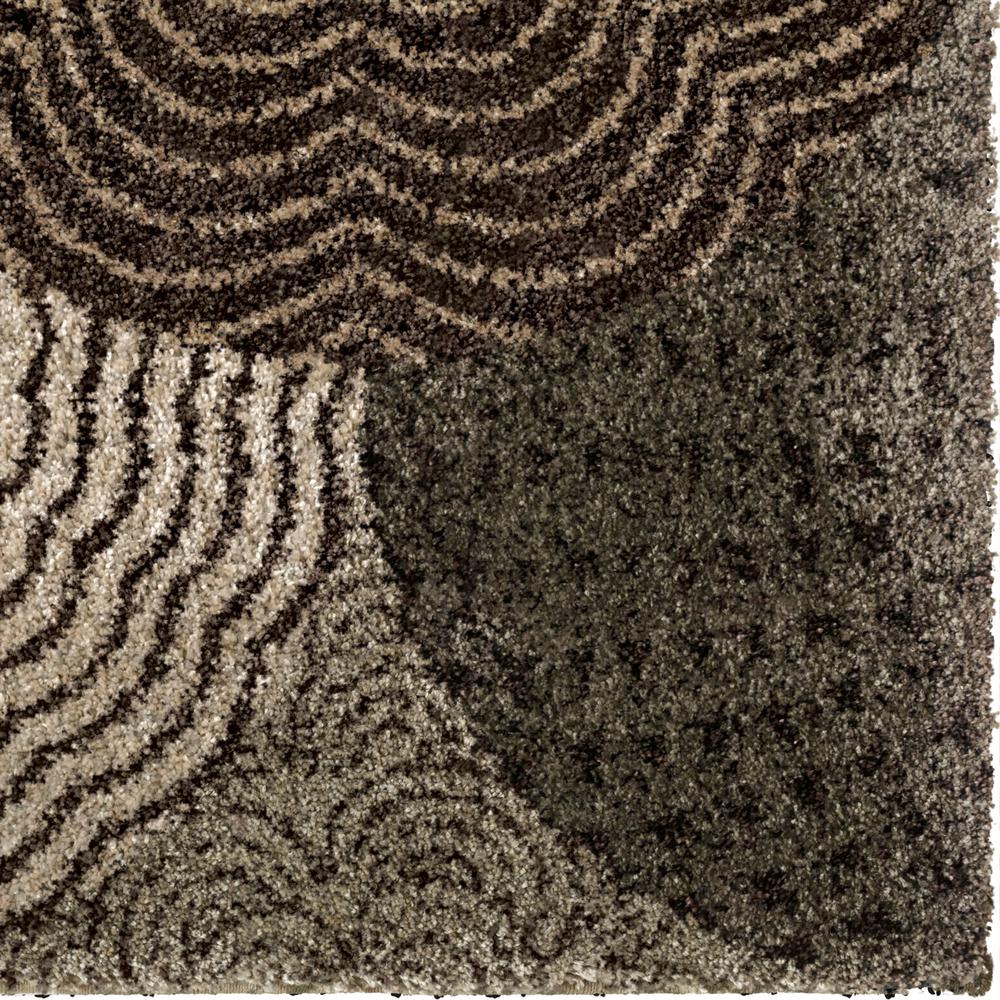 Wild Weave Oystershell Seal Black Area Rug (5'3" x 7'6"). Picture 4