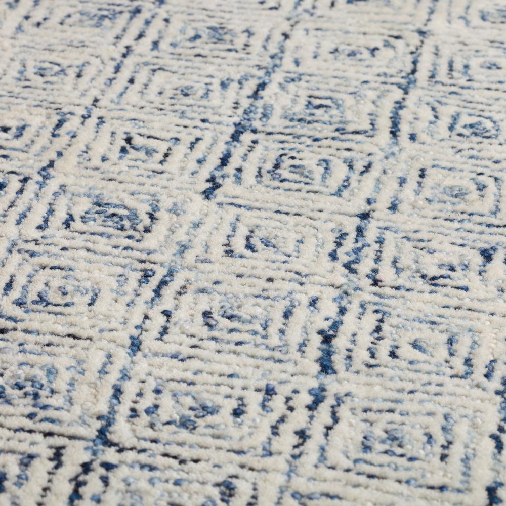 Zoe ZZ1 Navy 4' x 4' Square Rug. Picture 7