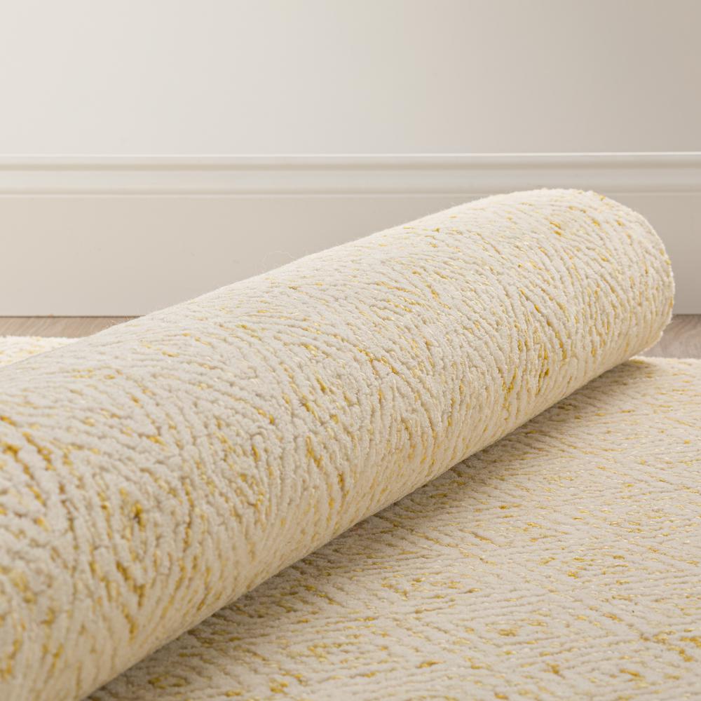 Zoe ZZ1 Gold 5' x 7'6" Rug. Picture 6