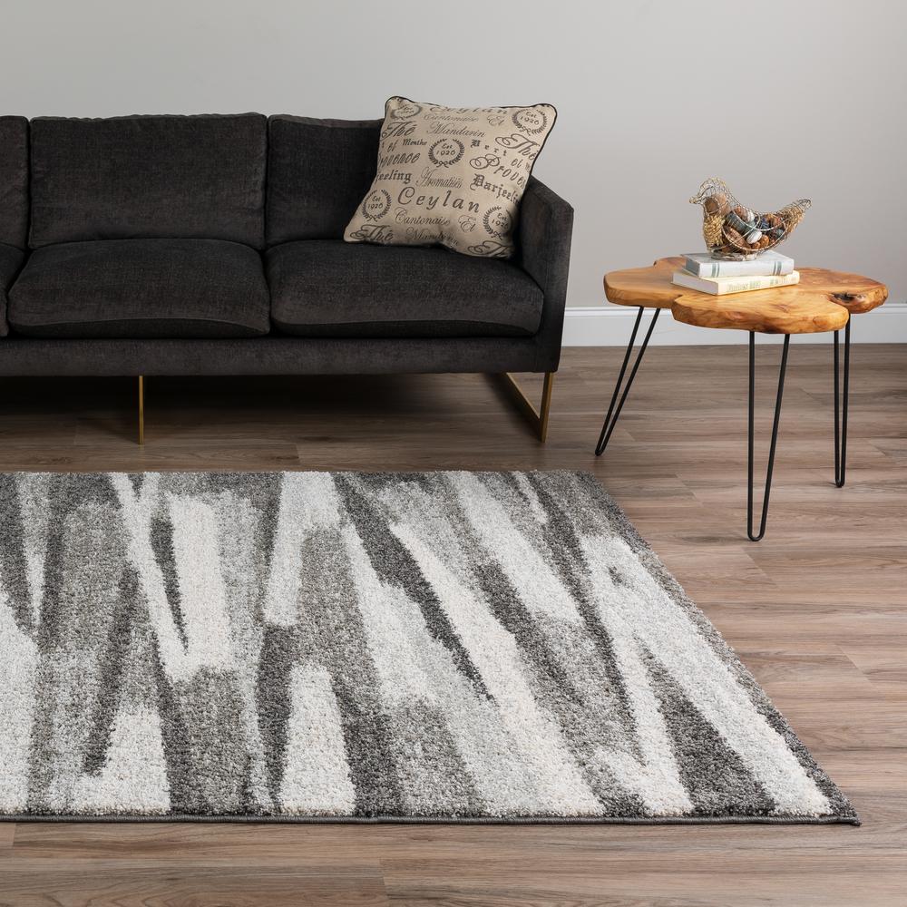 Rocco RC7 Charcoal 5'1" x 7'5" Rug. Picture 2