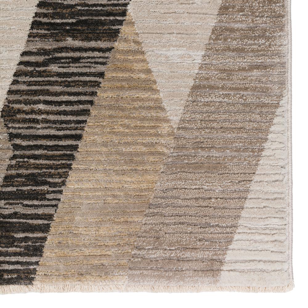Emery AEE35 Taupe 5'3" x 7'8" Rug. Picture 3