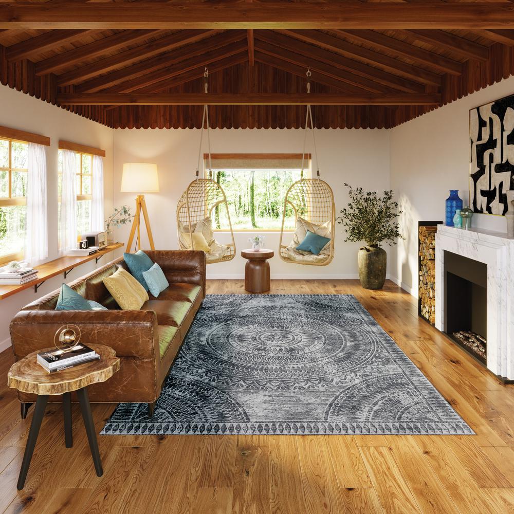 Indoor/Outdoor Sedona SN7 Pewter Washable 3' x 5' Rug. Picture 8