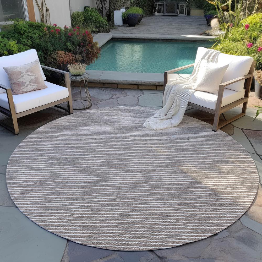 Indoor/Outdoor Laidley LA1 Taupe Washable 4' x 4' Rug. Picture 8