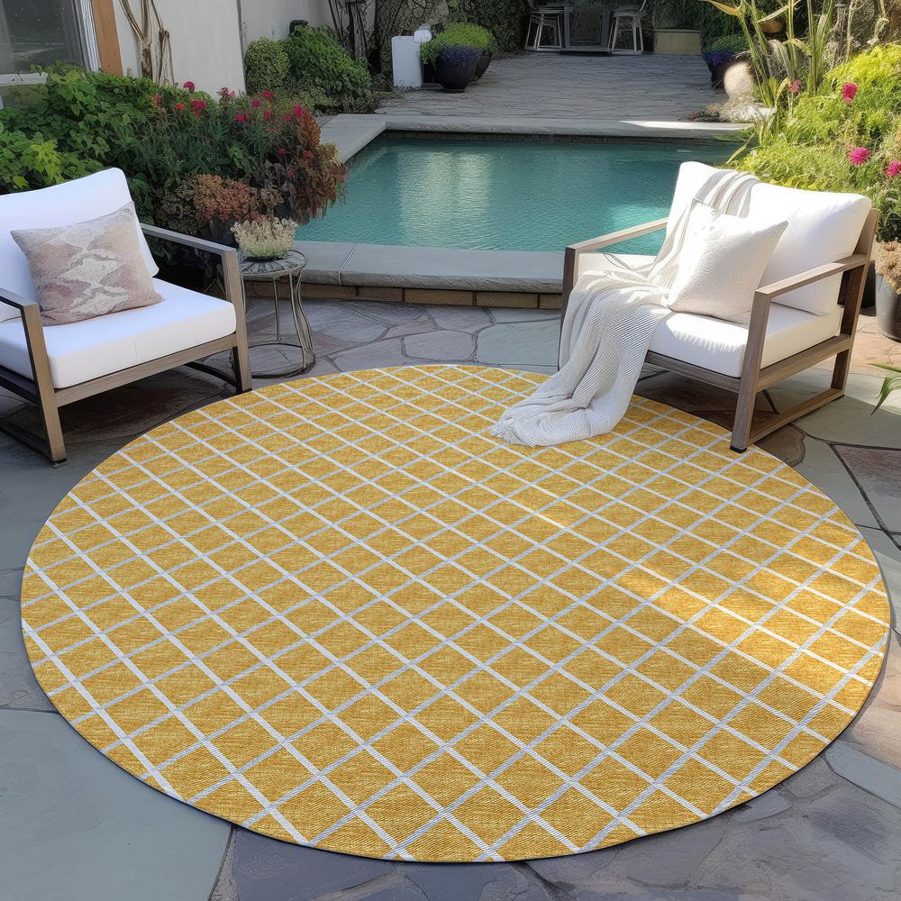 Indoor/Outdoor York YO1 Gold Washable 4' x 4' Rug. Picture 8