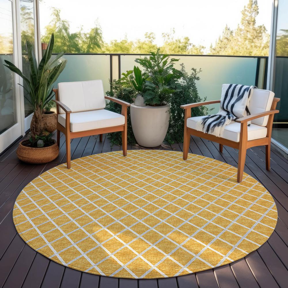 Indoor/Outdoor York YO1 Gold Washable 4' x 4' Rug. Picture 9