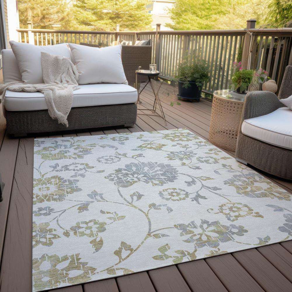 Chantille ACN856 Ivory 5' x 7'6" Rug. Picture 8