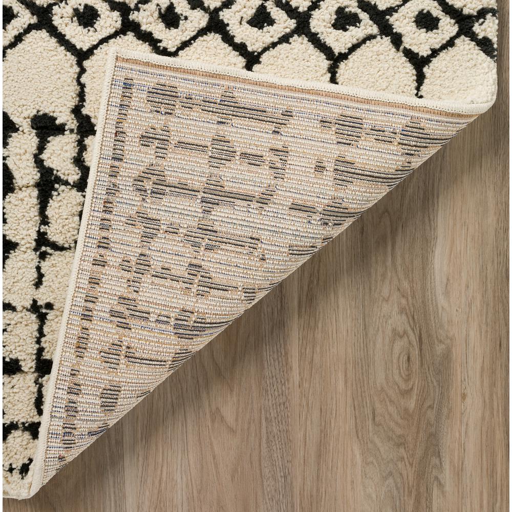 Marquee MQ2 Ivory/Midnight 3'3" x 5'1" Rug. Picture 7
