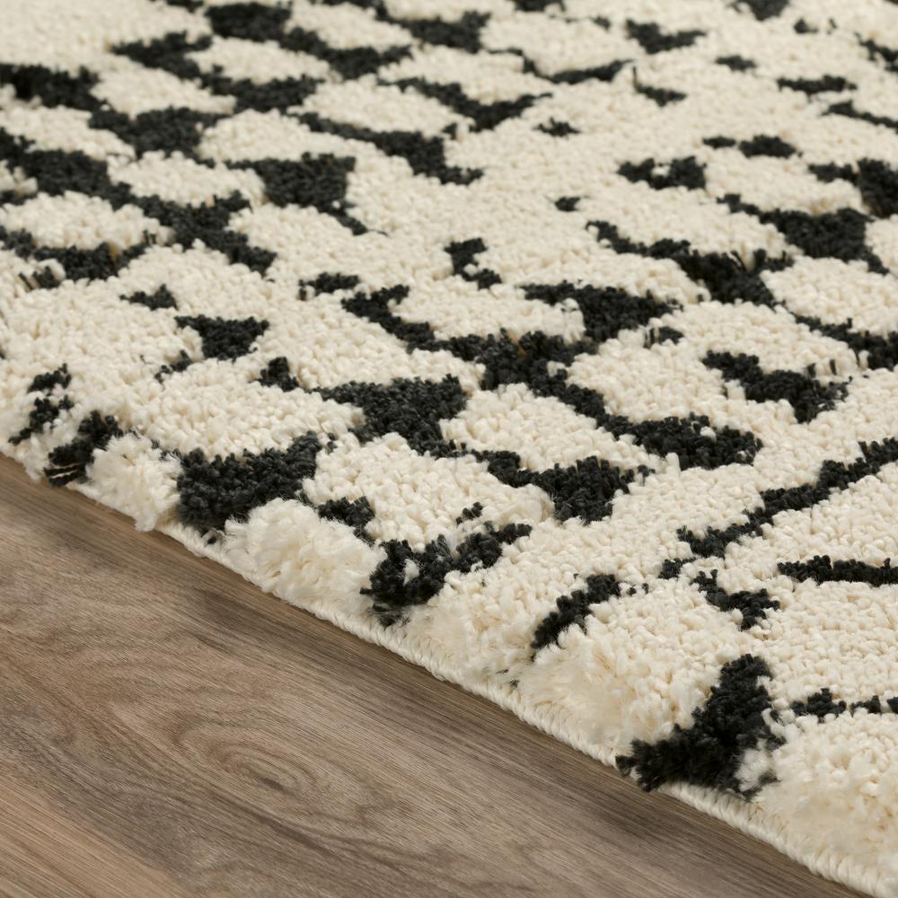 Marquee MQ2 Ivory/Midnight 3'3" x 5'1" Rug. Picture 10