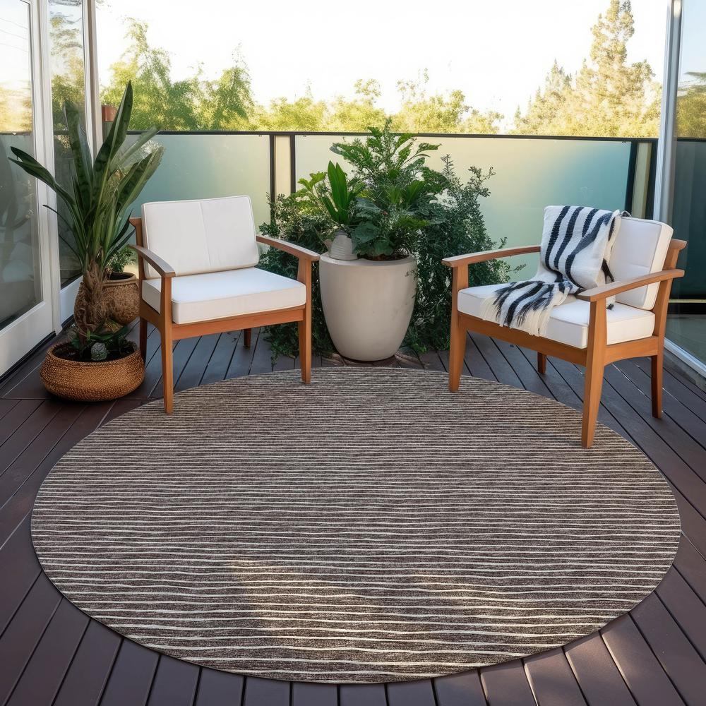 Indoor/Outdoor Laidley LA1 Chocolate Washable 6' x 6' Rug. Picture 9