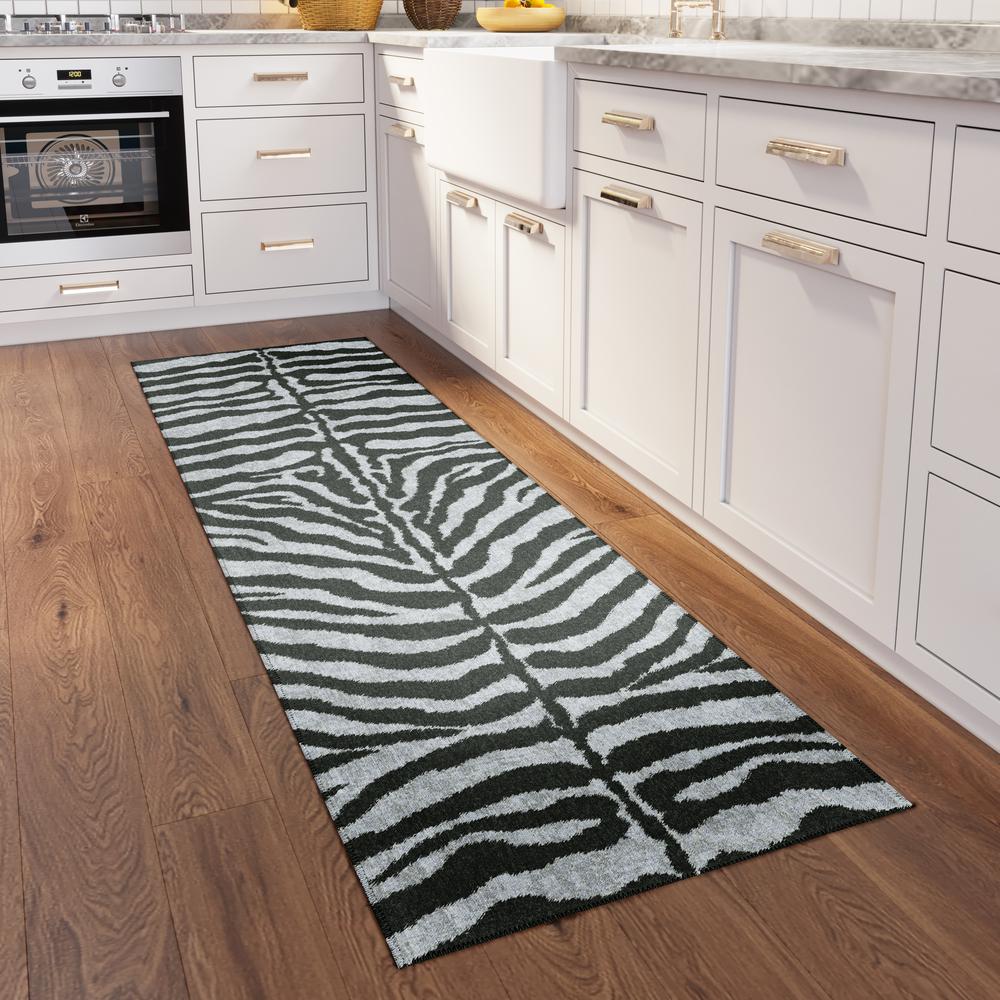 Indoor/Outdoor Mali ML1 Flannel Washable 2'3" x 12' Runner Rug. Picture 2