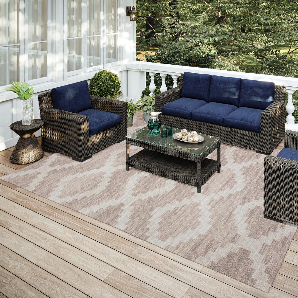 Indoor/Outdoor Sedona SN9 Taupe Washable 9' x 12' Rug. Picture 2