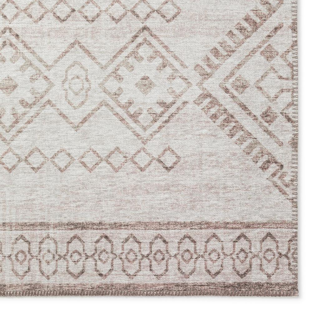 Yuma Taupe Transitional Southwest 8' x 8' Area Rug Taupe AYU44. Picture 2