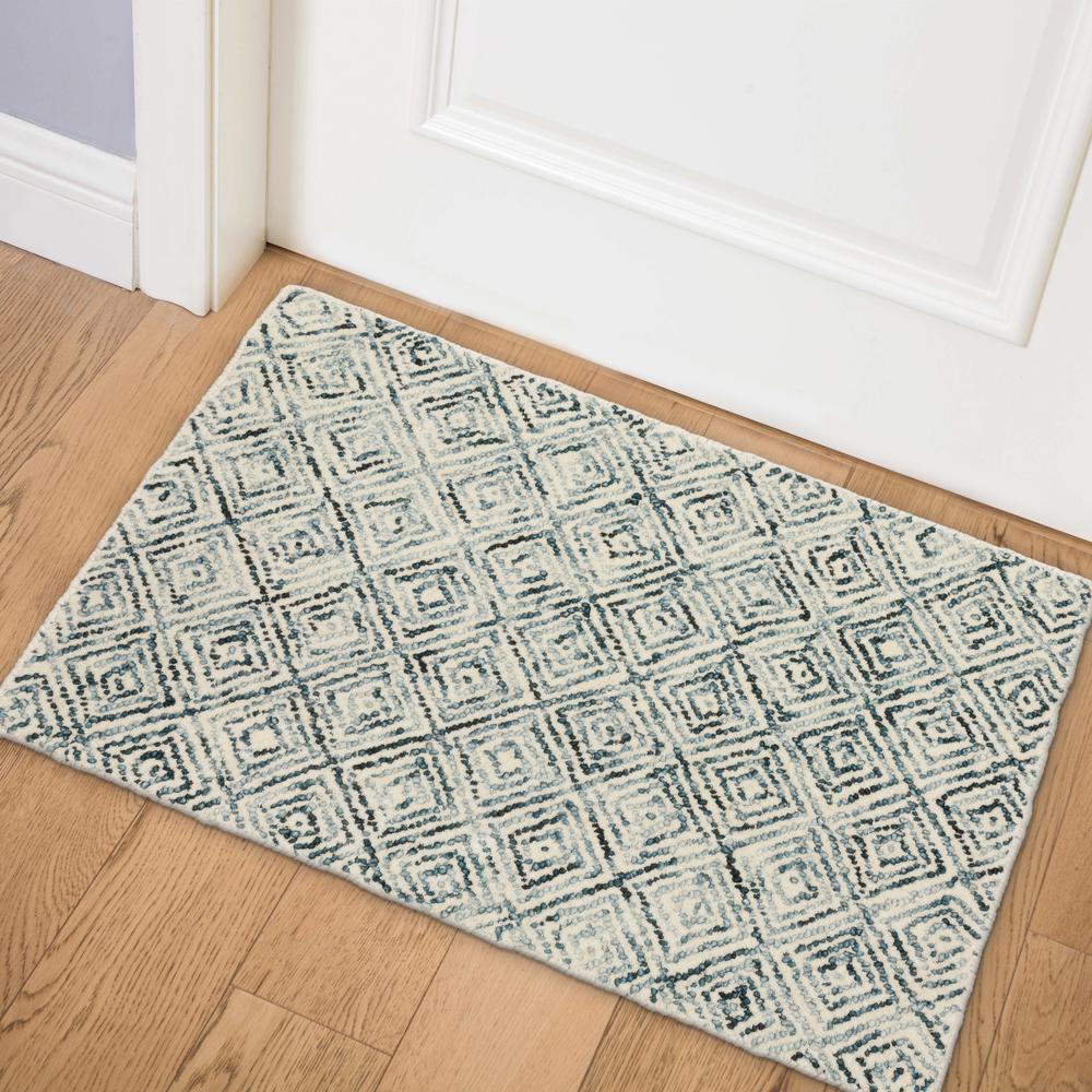 Delilah ADL31DE2X3 Grey, Throw/Accent Rug. The main picture.