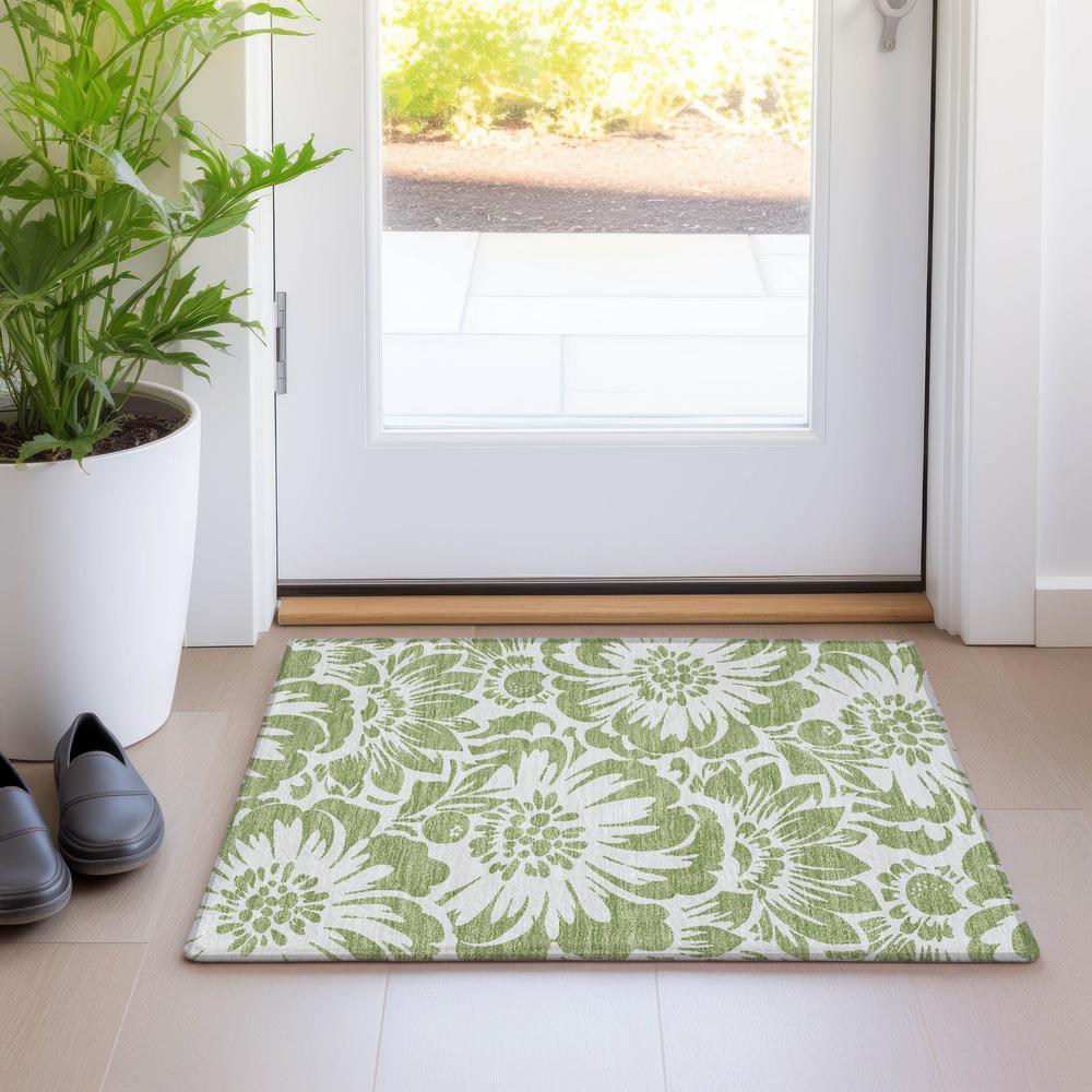 Chantille ACN551 Green 1'8" x 2'6" Rug. Picture 6
