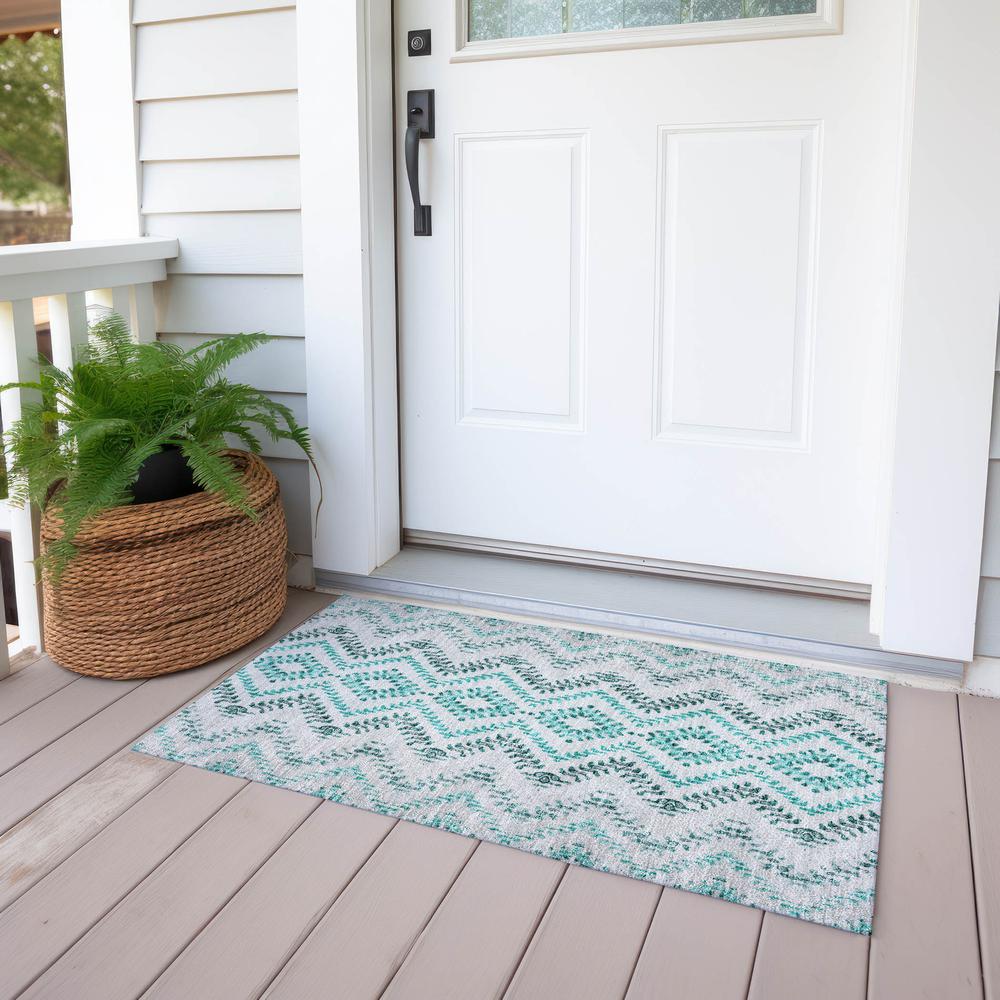 Chantille ACN684 Teal 1'8" x 2'6" Rug. Picture 7