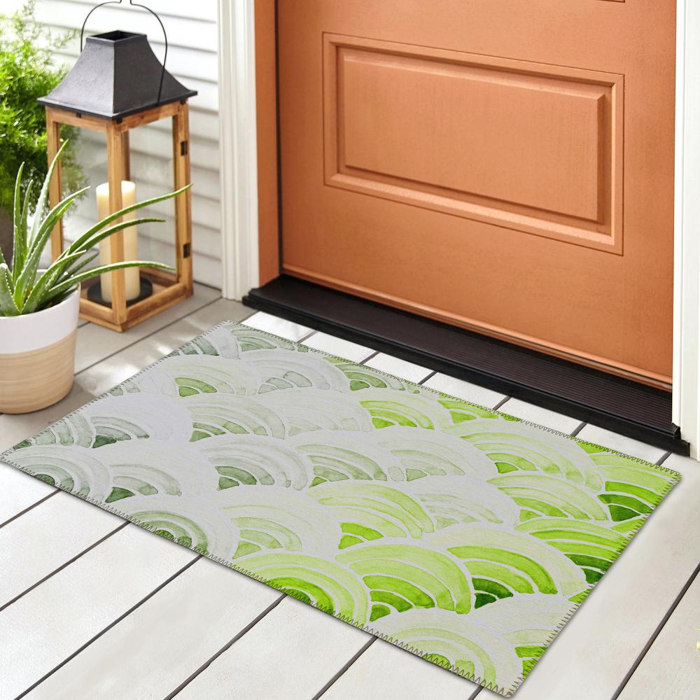 Indoor/Outdoor Seabreeze SZ5 Lime-In Washable 1'8" x 2'6" Rug. Picture 2