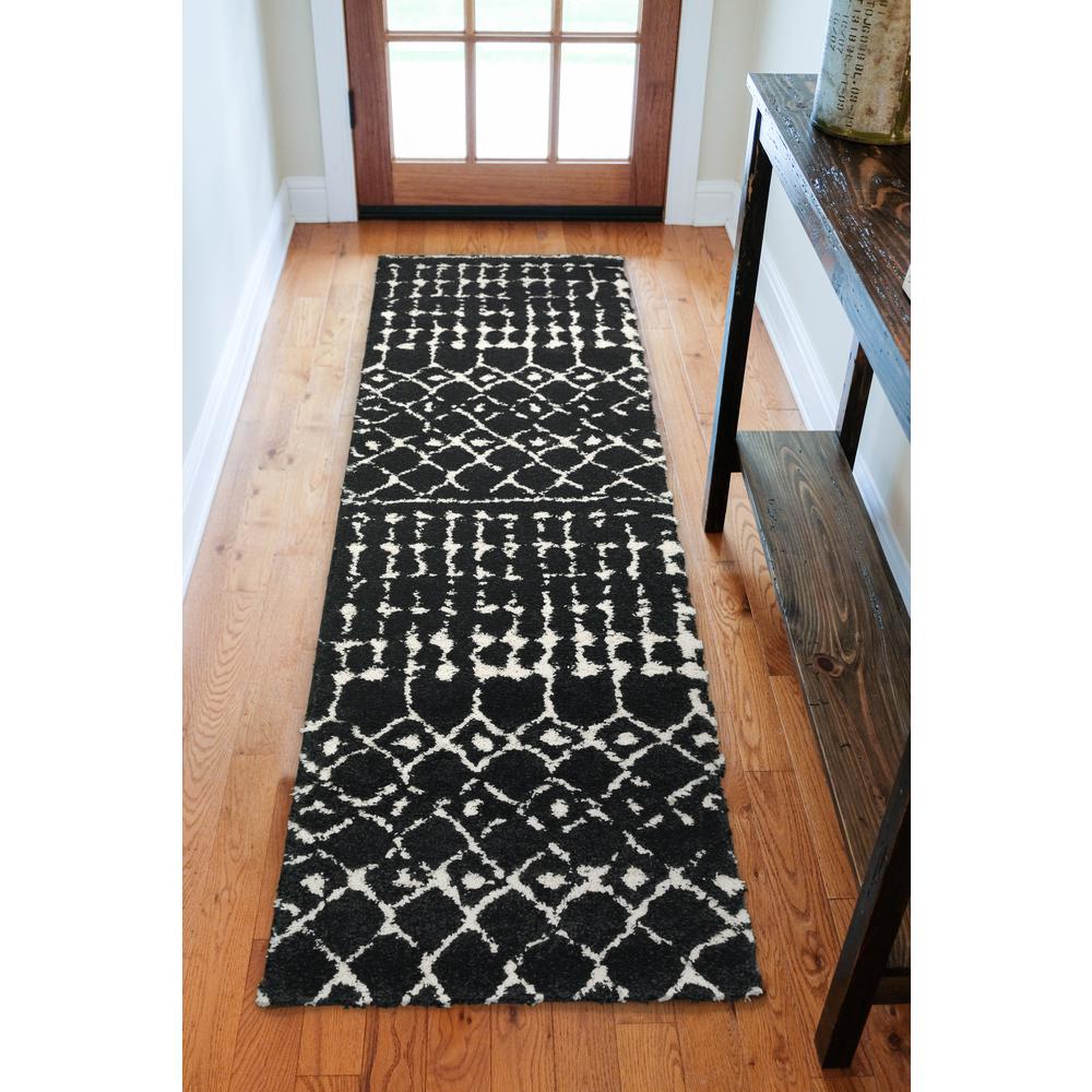 Marquee MQ2 Midnight 2'3" x 7'5" Runner Rug. Picture 2
