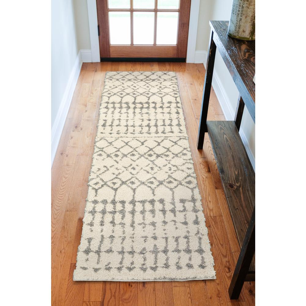 Marquee MQ2 Ivory/Metal 2'3" x 7'5" Runner Rug. Picture 2