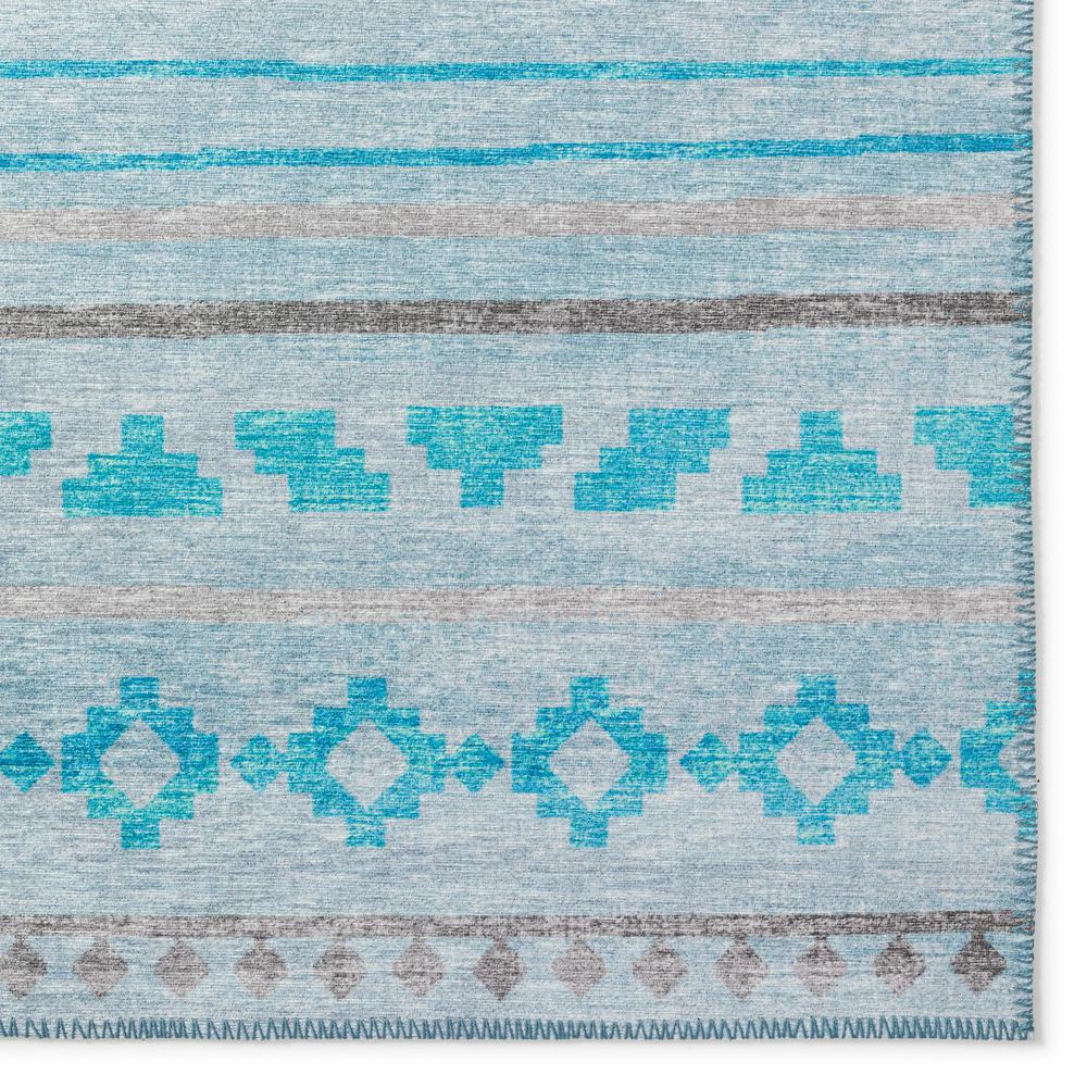 Yuma Turquoise Bohemian Southwest 1'8" x 2'6" Accent Rug Turquoise AYU40. Picture 2