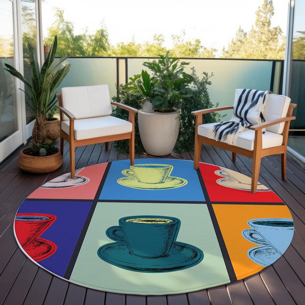 Indoor/Outdoor Kendall KE10 Multi Washable 8' x 8' Round Rug. Picture 9